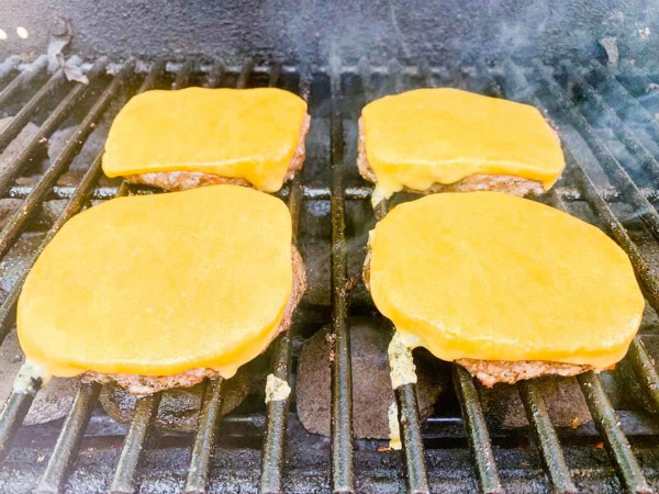 Deliciously Moist Burger with Tillamook Sharp Cheddar Cheese - Hot Off the Grill + Cold Dessert!